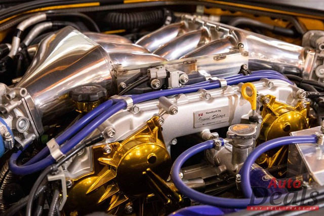 Khi xe Nissan bán ngang giá Rolls-Royce: Nội thất vàng, động cơ mạnh hơn siêu xe - Ảnh 4.