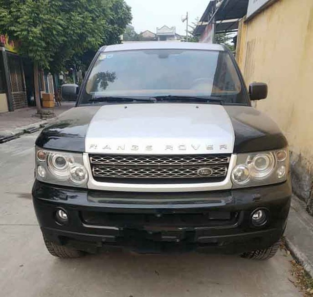 Vượt ngưỡng 100.000km, Range Rover Sport rớt giá rẻ ngang Kia Seltos 2021 - Ảnh 1. Vượt ngưỡng 100.000km, Range Rover Sport rớt giá rẻ ngang Kia Seltos 2021 - Ảnh 1.