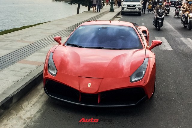 Ferrari 488 GTB độ SVR độc nhất Việt Nam bất ngờ lộ diện tại Đà Lạt sau nhiều tháng lặn tăm - Ảnh 1.