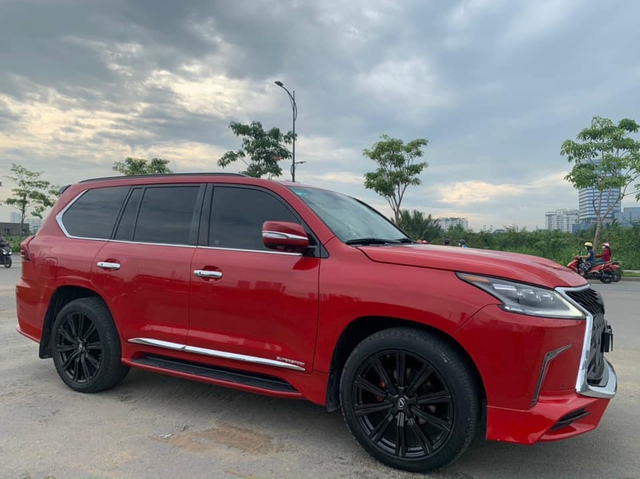 Bán Lexus LX 570 trẻ hoá 12 tuổi giá 2,6 tỷ, chủ xe tiết lộ tiền đồ đủ mua Toyota Vios đập hộp - Ảnh 6.