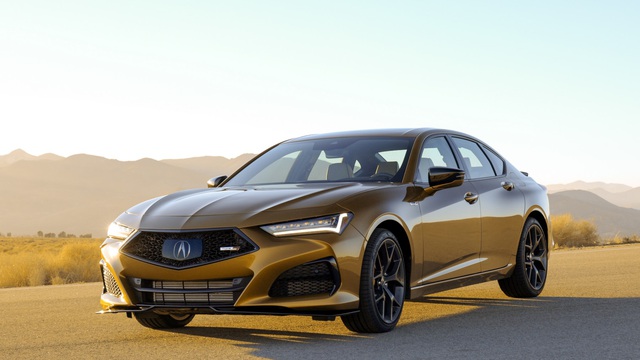 Acura TLX Type S sắp trở lại có giá quy đổi 1,1 tỷ, trang bị động cơ mới đấu BMW 3-Series
