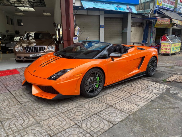 Lamborghini Gallardo Performante độc nhất Việt Nam đổi diện mạo lạ mắt để tìm chủ mới - Ảnh 1.