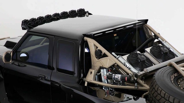 Ford Ranger độ khét nhất thế giới: Chi phí 8 tỷ đồng, gần 5 năm hoàn thiện, cân mọi địa hình - Ảnh 4.
