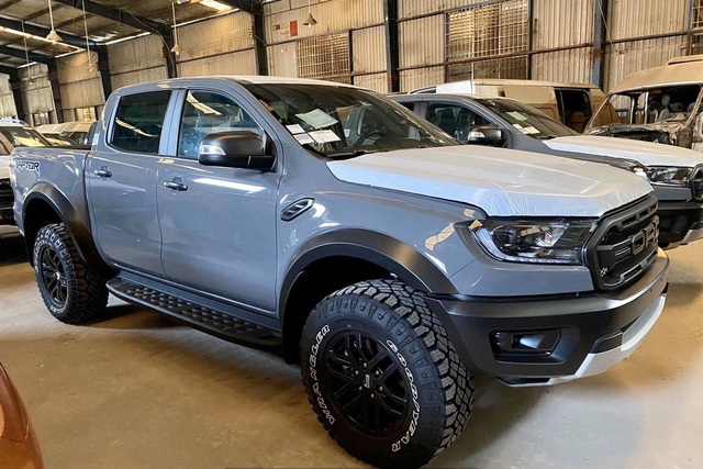 Đại lý chào bán lô Ford Ranger nhập Thái cuối cùng, sắp tung mẫu mới lắp ráp trong nước - Ảnh 3.