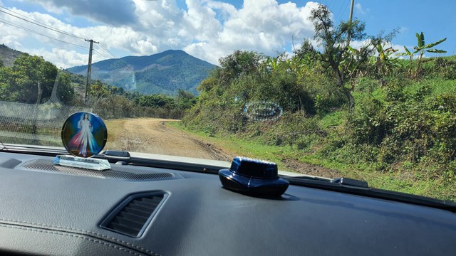 Đem Fortuner cho thuê, kỹ sư ô tô dùng Ford Everest sau 10.000km: Lành như nhau, chạy chưa đã, chảy dầu không đáng ngại - Ảnh 3.