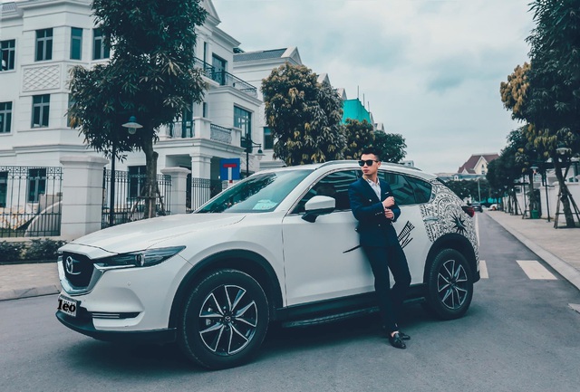 Chán Matiz cũ, nam MC Hà Nội vét ví trả góp Mazda CX-5 tâm sự: Xe này cách âm 10 điểm, nhưng nếu ra bản mới chắc tôi sẽ không mua - Ảnh 2.