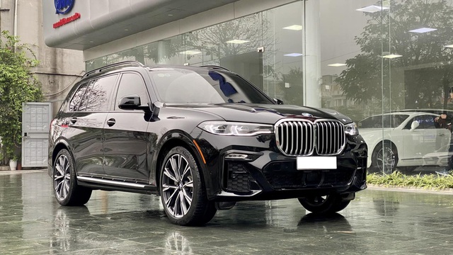 ‘Khủng long’ BMW X7 hiếm hoi bán lại: Rẻ hơn Lexus LX 570 mới tới 2,2 tỷ đồng dù mới chạy 12.000km - Ảnh 2.