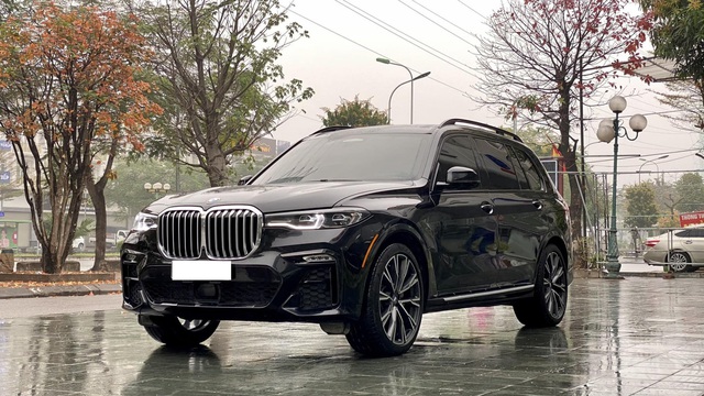 ‘Khủng long’ BMW X7 hiếm hoi bán lại: Rẻ hơn Lexus LX 570 mới tới 2,2 tỷ đồng dù mới chạy 12.000km - Ảnh 5.