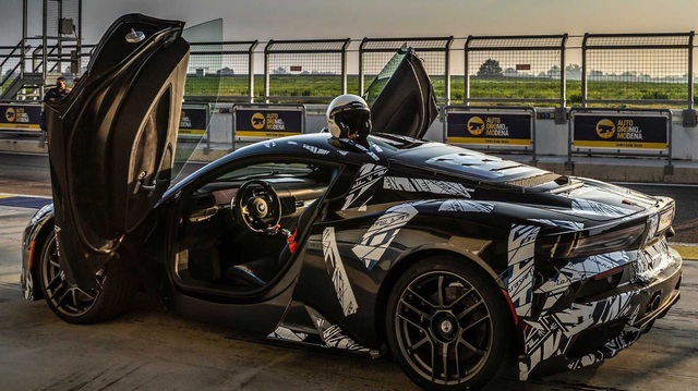 Maserati MC20 sắp về Việt Nam khoe sức mạnh trên trường đua