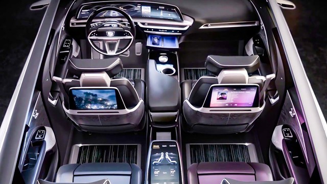 Cadillac Lyriq lần đầu lộ diện ngoài đời thực - Đối thủ của BMW iX - Ảnh 4.