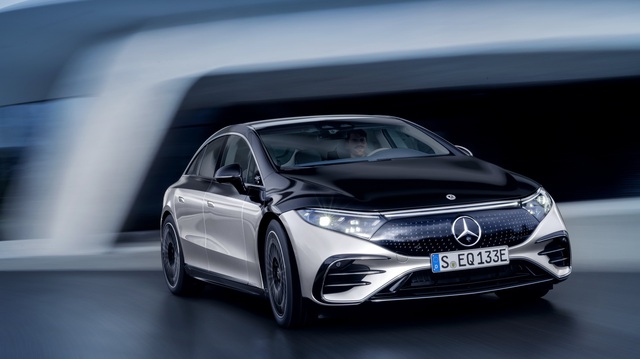 Mercedes-Benz dồn sức cho xe điện: Sẵn sàng tung SUV điện của GLE, GLS mang tên EQE, EQS
