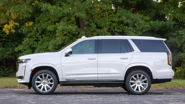 Mua xe sang ít ai chọn bản base: Cadillac Escalade thế hệ mới được mua với giá trung bình gấp rưỡi mức khởi điểm