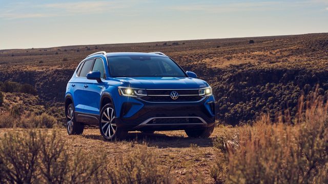 Volkswagen Taos đấu Kia Seltos bằng giá quy đổi từ 530 triệu 'chưa kể ship'