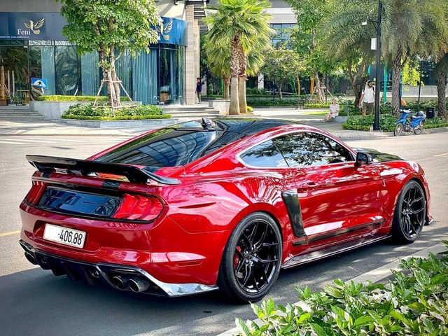 Bán Ford Mustang GT replica chạy lướt giá gần 2,4 tỷ, dân chơi khoe biển số VIP giá 600 triệu đồng - Ảnh 5.