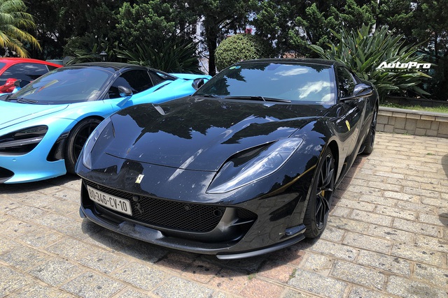 Dàn siêu xe trăm tỷ sặc sỡ hội ngộ tại Đà Lạt, Ferrari F8 Tributo của nữ đại gia trẻ mới sắm cũng góp mặt - Ảnh 10. Dàn siêu xe trăm tỷ sặc sỡ hội ngộ tại Đà Lạt, Ferrari F8 Tributo của nữ đại gia trẻ mới sắm cũng góp mặt - Ảnh 10.