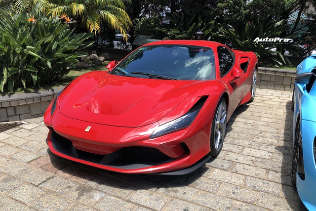 Dàn siêu xe trăm tỷ sặc sỡ hội ngộ tại Đà Lạt, Ferrari F8 Tributo của nữ đại gia trẻ mới sắm cũng góp mặt - Ảnh 3. Dàn siêu xe trăm tỷ sặc sỡ hội ngộ tại Đà Lạt, Ferrari F8 Tributo của nữ đại gia trẻ mới sắm cũng góp mặt - Ảnh 3.