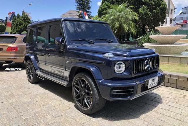 Dàn siêu xe trăm tỷ sặc sỡ hội ngộ tại Đà Lạt, Ferrari F8 Tributo của nữ đại gia trẻ mới sắm cũng góp mặt - Ảnh 11. Dàn siêu xe trăm tỷ sặc sỡ hội ngộ tại Đà Lạt, Ferrari F8 Tributo của nữ đại gia trẻ mới sắm cũng góp mặt - Ảnh 11.