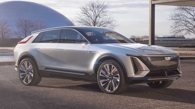 Lộ diện Cadillac Lyriq phiên bản cận hoàn thiện cạnh tranh Porsche Macan, Mercedes EQC và Audi E-Tron
