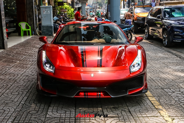 Cận cảnh Ferrari 488 Pista Spider thứ hai về Việt Nam: Nhiều chi tiết carbon gây ấn tượng về mặt thị giác - Ảnh 5.