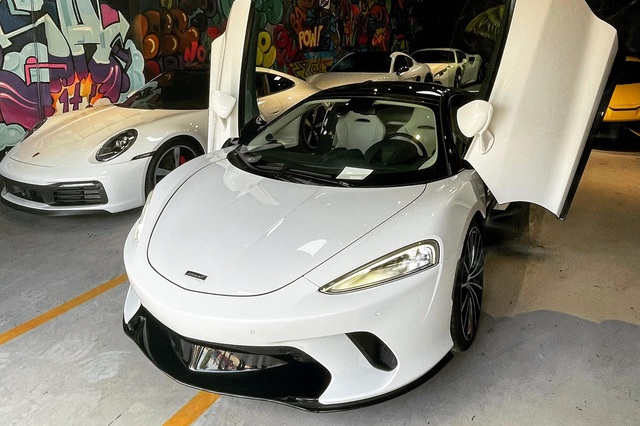Lộ diện McLaren GT đầu tiên về Việt Nam - Siêu xe thực dụng cho giới nhà giàu