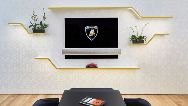 Bên trong câu lạc bộ VIP Lamborghini Lounge: Muốn bước chân vào cửa phải có giấy mời và đang sở hữu siêu xe - Ảnh 6.