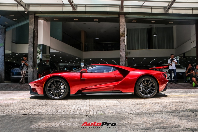 Cận cảnh Ford GT đầu tiên Việt Nam: Đẹp mê mẩn từ trong ra ngoài, đã vào tầm ngắm của Minh nhựa - Ảnh 14.