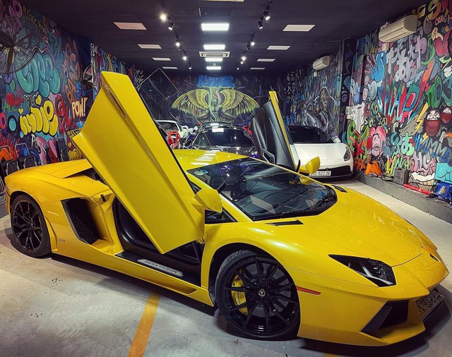 Lamborghini Aventador LP700-4 đầu tiên tại Việt Nam lên sàn xe cũ, sẵn sàng tìm chủ mới - Ảnh 3. Lamborghini Aventador LP700-4 đầu tiên tại Việt Nam lên sàn xe cũ, sẵn sàng tìm chủ mới - Ảnh 3.