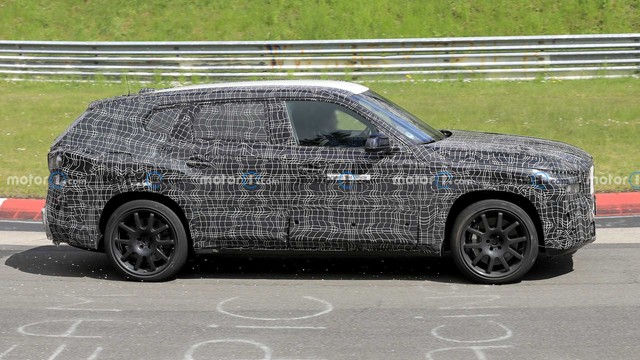 Siêu SUV BMW X8 lại xuất hiện trên đường thử: Chi tiết hông xe tiết lộ động cơ khủng - Ảnh 2.