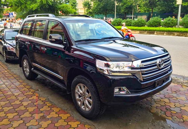 5 năm tuổi, Toyota Land Cruiser nhập Mỹ bán lại vẫn đắt hơn giá xe mới chính hãng - Ảnh 4.