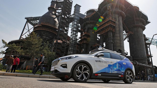 Trung Quốc dùng taxi tự lái cho Olympics Bắc Kinh 2022 để giảm nguy cơ Covid-19 - Ảnh 3.