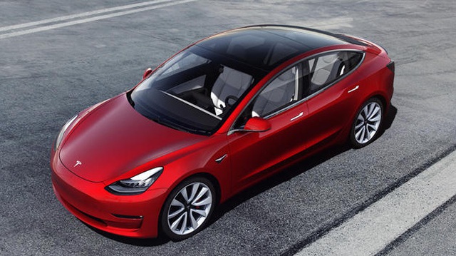 Tặng Tesla Model 3 cho người tiêm vắc-xin COVID-19