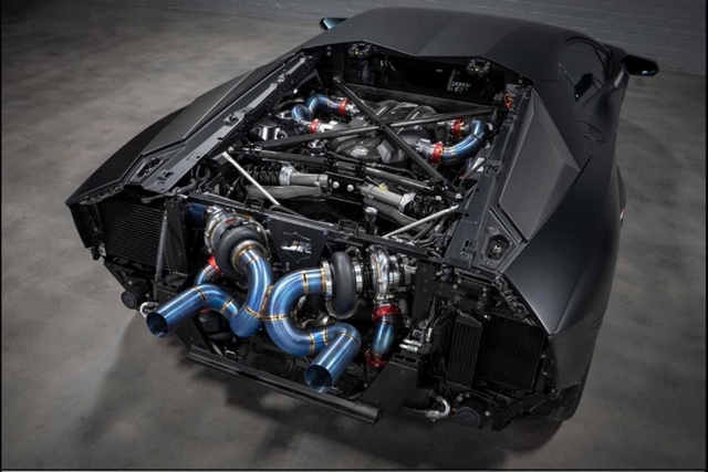 Ngắm khoang động cơ 2.000 mã lực của Lamborghini Aventador SVJ độ Twin-Turbo - Ảnh 1.