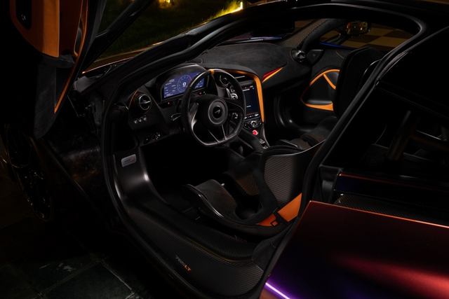 McLaren 765LT cá nhân hóa độc nhất thế giới với màu vô cùng đặc biệt - Ảnh 4.