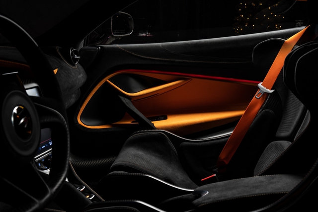 McLaren 765LT cá nhân hóa độc nhất thế giới với màu vô cùng đặc biệt - Ảnh 8.
