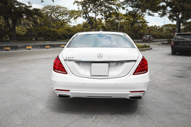 Sau 5 năm, mua chiếc Mercedes-Benz S 500 L này dễ như mua... 3 chiếc Toyota Camry - Ảnh 3.