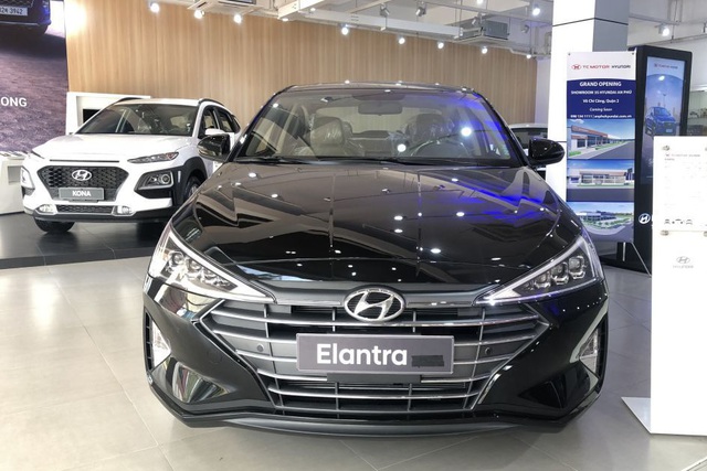Hyundai Kona, Elantra giảm giá 40 triệu đồng, quyết lấy lại vị thế khi bị Kia Seltos, Cerato áp đảo - Ảnh 1.