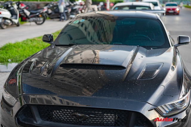 Bắt gặp Ford Mustang GT độ độc của dân chơi Hà Thành: Công suất mạnh hơn cả Lamborghini Aventador - Ảnh 6. Bắt gặp Ford Mustang GT độ độc của dân chơi Hà Thành: Công suất mạnh hơn cả Lamborghini Aventador - Ảnh 6.