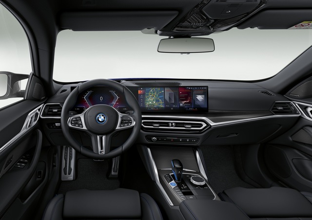 Ra mắt BMW i4 M50: Động cơ điện mạnh như siêu xe, chạy được gần 400 km mới phải sạc - Ảnh 6.