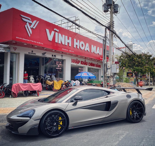 McLaren 570S bản độ độc từng qua tay Nguyễn Quốc Cường và Tống Đông Khuê sang tay đại gia Bến Tre - Ảnh 1.