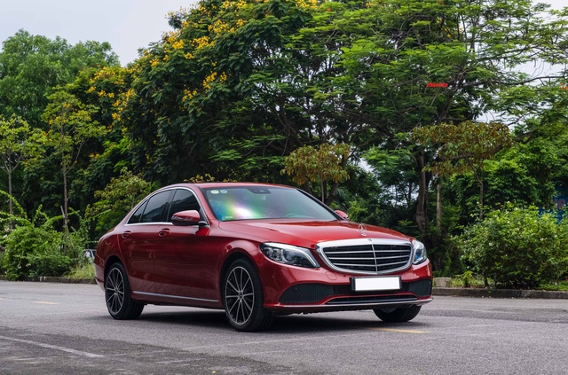 Mercedes-Benz C 200 Exclusive hạ giá sau 29.000km: Rẻ ngang C 180 AMG, trang bị đáng cân nhắc hơn bản mới - Ảnh 7.