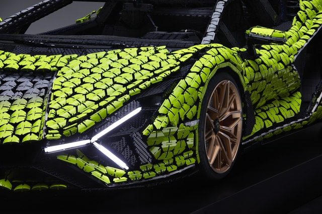 Lego hợp tác cùng Lamborghini ra mắt mô hình của siêu phẩm Sián FKP37 tỉ lệ thật - Ảnh 5.