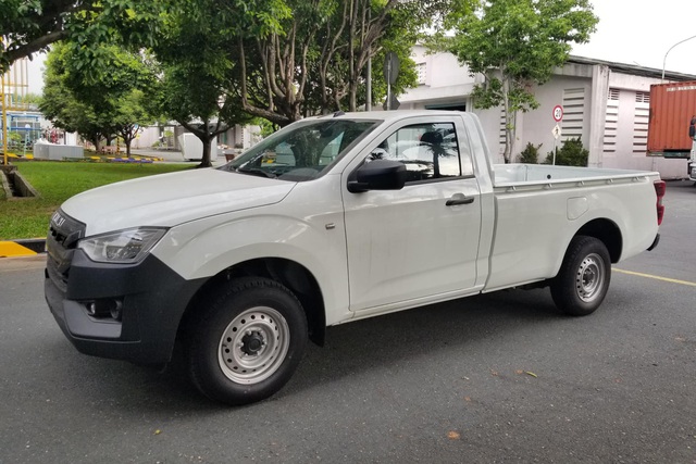 Isuzu D-Max 2021 bản 2 cửa mở bán tại Việt Nam: Giá 399 triệu, ưu đãi 40 triệu, rẻ nhất phân khúc, cạnh tranh Ford Ranger - Ảnh 1. Isuzu D-Max 2021 bản 2 cửa mở bán tại Việt Nam: Giá 399 triệu, ưu đãi 40 triệu, rẻ nhất phân khúc, cạnh tranh Ford Ranger - Ảnh 1.