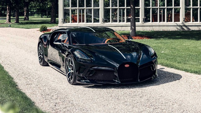 Hoàn thiện Bugatti La Voiture Noire: Giá quy đổi 308 tỷ, nếu về nước có thể lên tới 1.000 tỷ đồng - Ảnh 3.