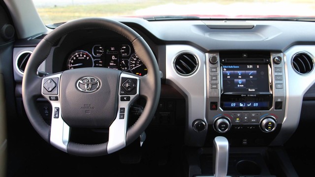 Toyota khẳng định Tundra 2022 sẽ nhấn chìm đối thủ Ford F-150 - Ảnh 3.