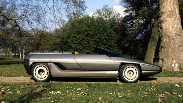 Nhung chiec xe concept ky quac cua thap nien 1980  Phan 2 “Than mat troi” Lamborghini Athon