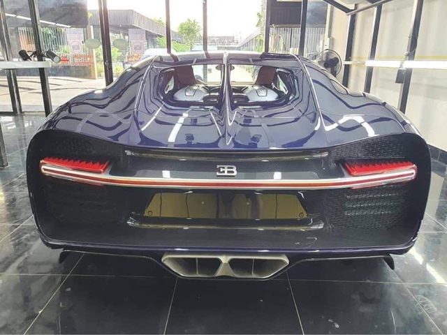 Bugatti Chiron tại Campuchia chào hàng đại gia Việt: Giá có thể đắt hơn McLaren Senna của đại gia Hoàng Kim Khánh - Ảnh 2.