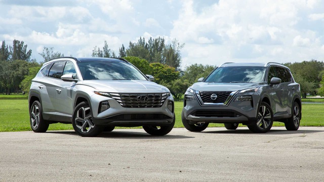 Hyundai Tucson 2021 vs Nissan X-Trail 2021: Cuộc đua gay cấn về tiện nghi và công nghệ giữa cặp đôi SUV Hàn, Nhật