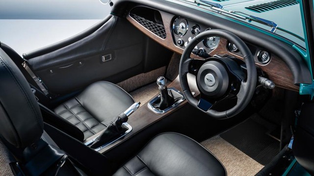 Morgan Plus Four 2021 chào hàng đại gia Việt với giá ngang ngửa Mercedes-Maybach S-Class: Xe chơi thân gỗ, động cơ BMW, cho người hoài cổ - Ảnh 4.