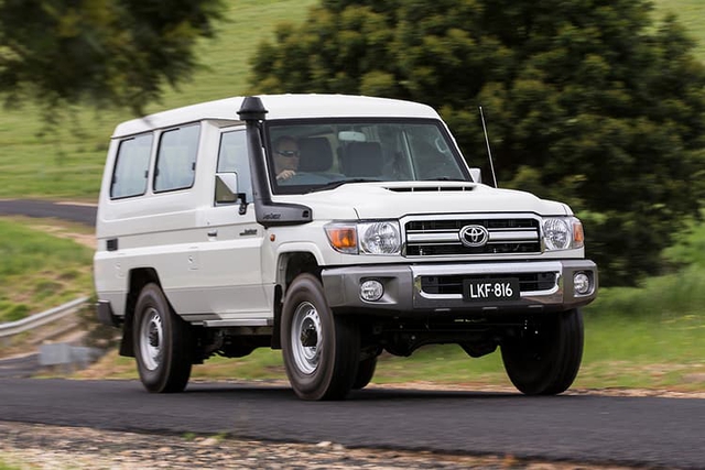 Đây là mẫu Toyota Land Cruiser ông già ít người Việt biết tới nhưng bán rất chạy ở nước ngoài - Ảnh 2.