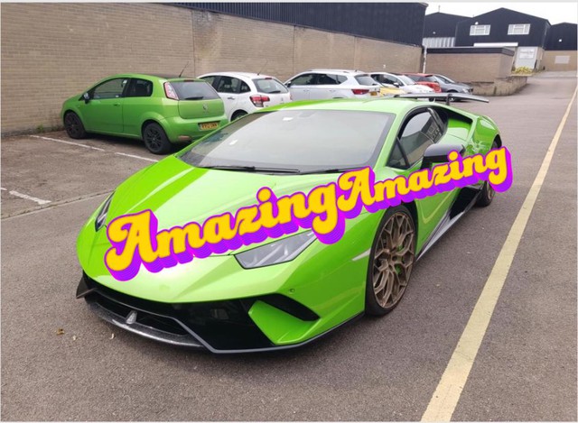 Siêu xe Lamborghini rã đồ giá hời, dân chơi Việt bày cách lên đời Huracan cho đại gia - Ảnh 1.